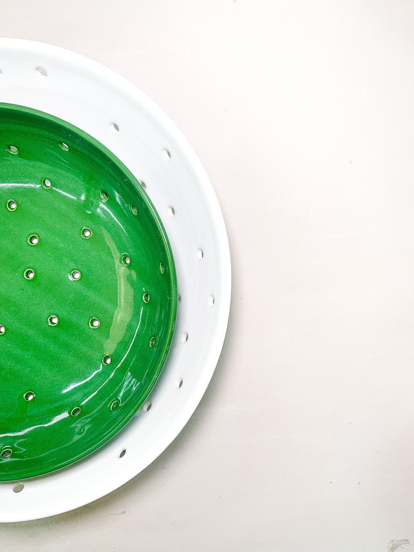 Berry Bowl: Green Gloss (Small)