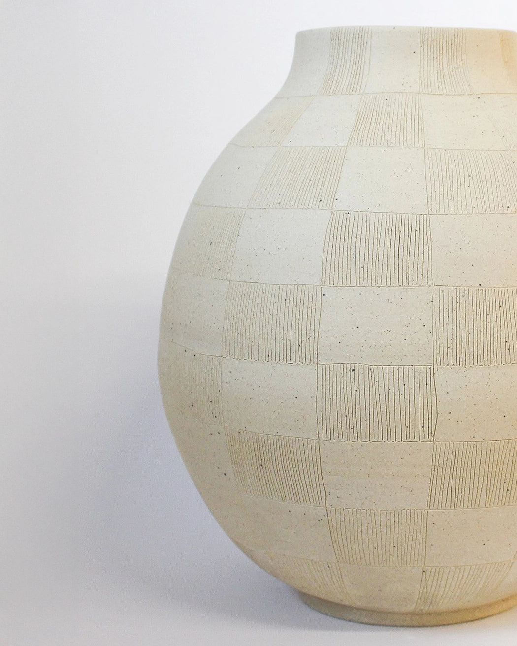 Large Etched Moon Jar Vase from Mima Ceramics by Michelle Organ