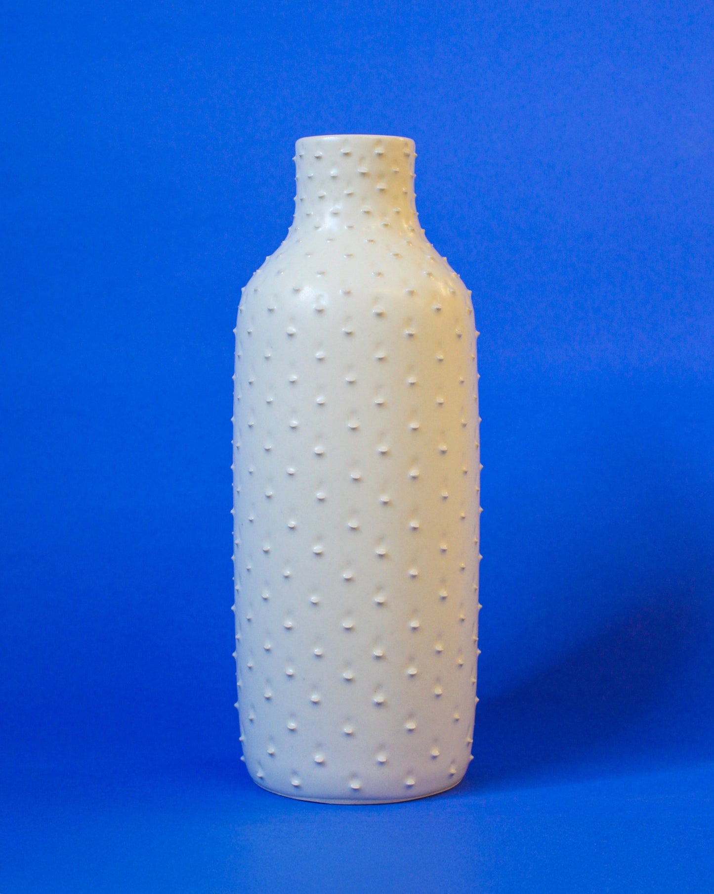 White Vase with Notches from Mima Ceramics by Michelle Organ