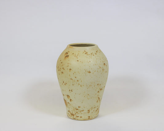 Small Nougat Speck Vase 1