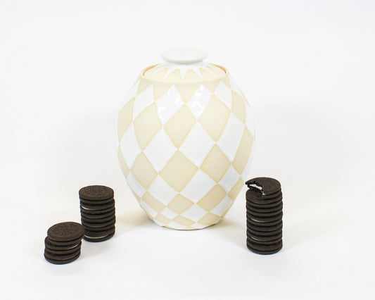 Lidded Jar: White Harlequin 3